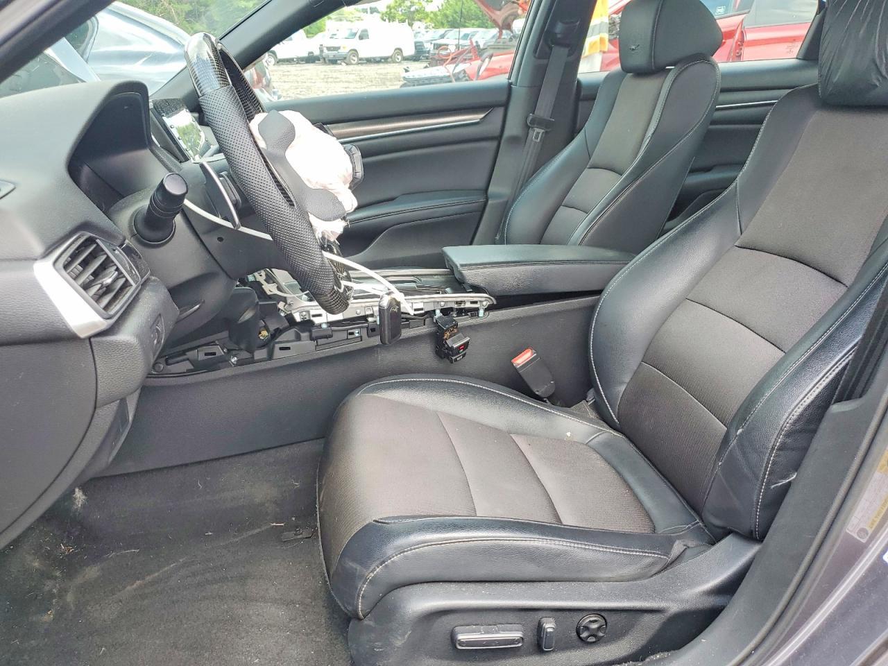 2018 Honda Accord Sport - Image 7