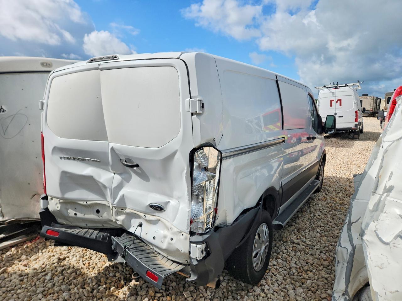 2021 Ford Transit T-250 - Фото 3