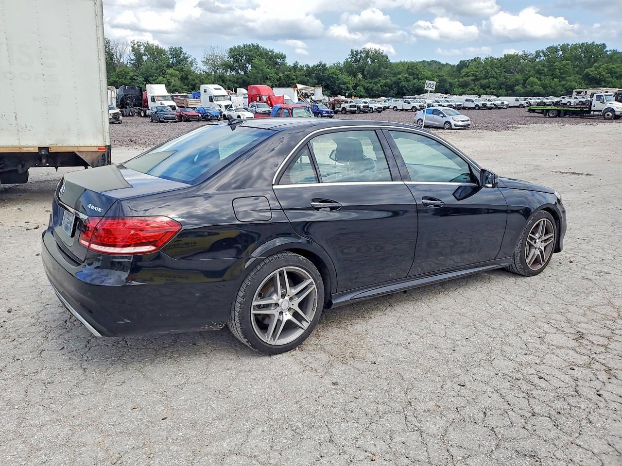 2014 Mercedes-Benz E 550 4Matic - Фото 3