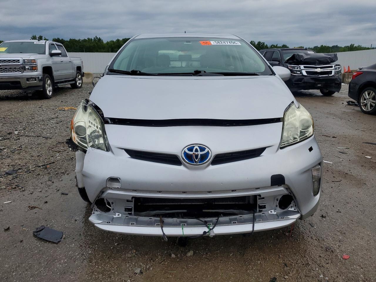 2013 Toyota Prius Two - Фото 5
