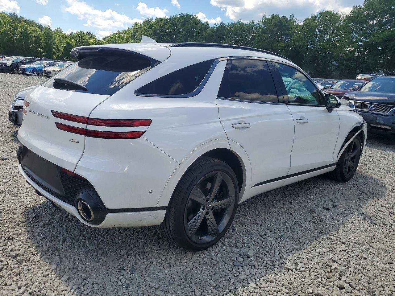 2024 Genesis Gv70 2.5T Standard - Image 3