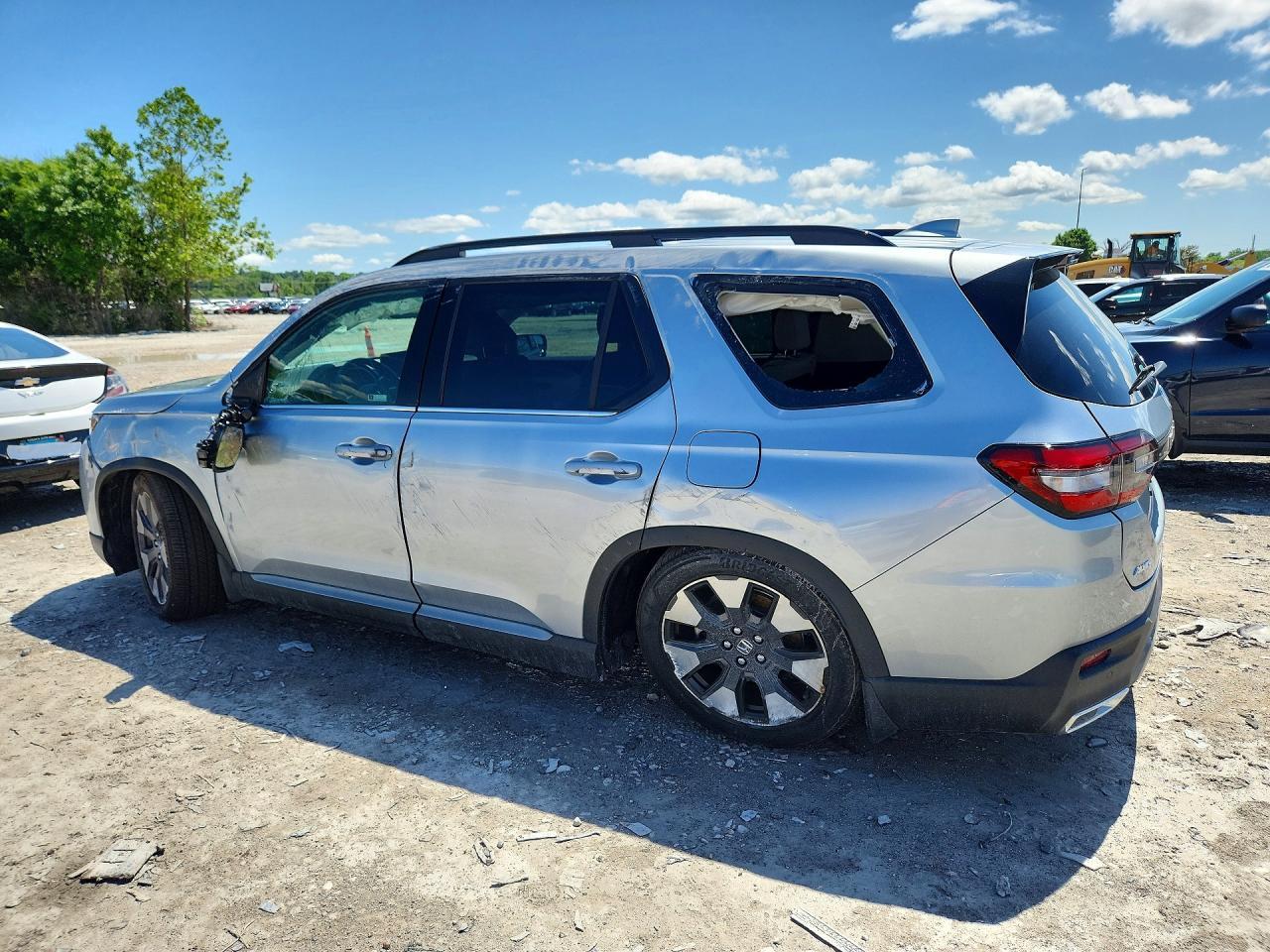 2026 Honda Pilot Elite - Image 2