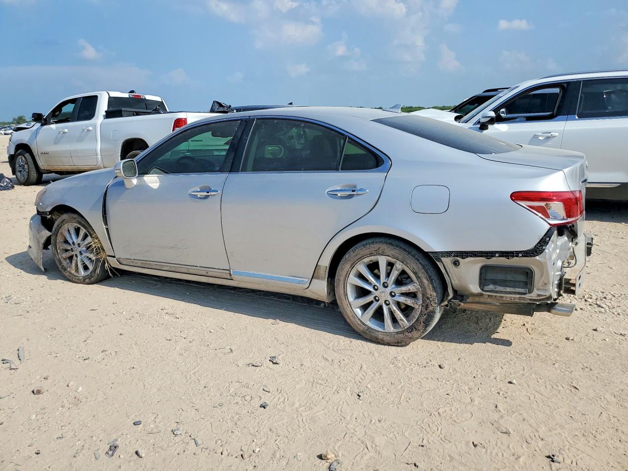 2012 Lexus Es 350 - Image 2