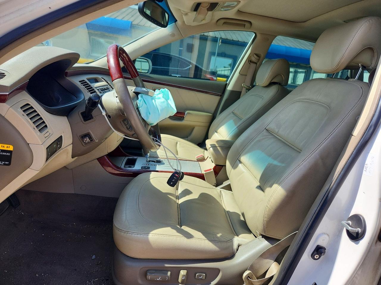 2008 Hyundai Azera Limited - Image 7
