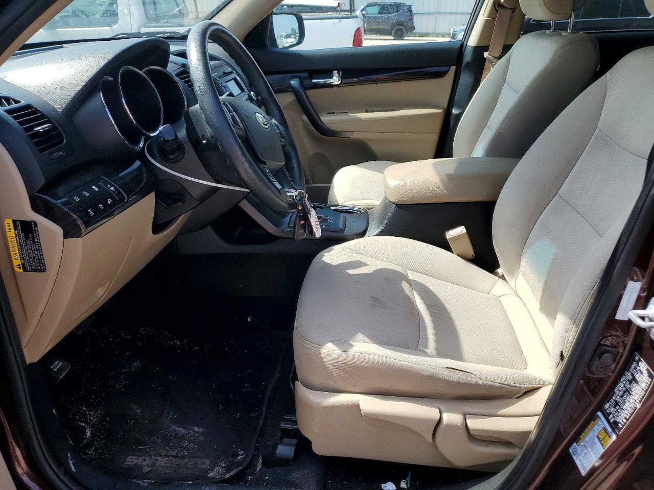 2012 Kia Sorento Lx - Image 7