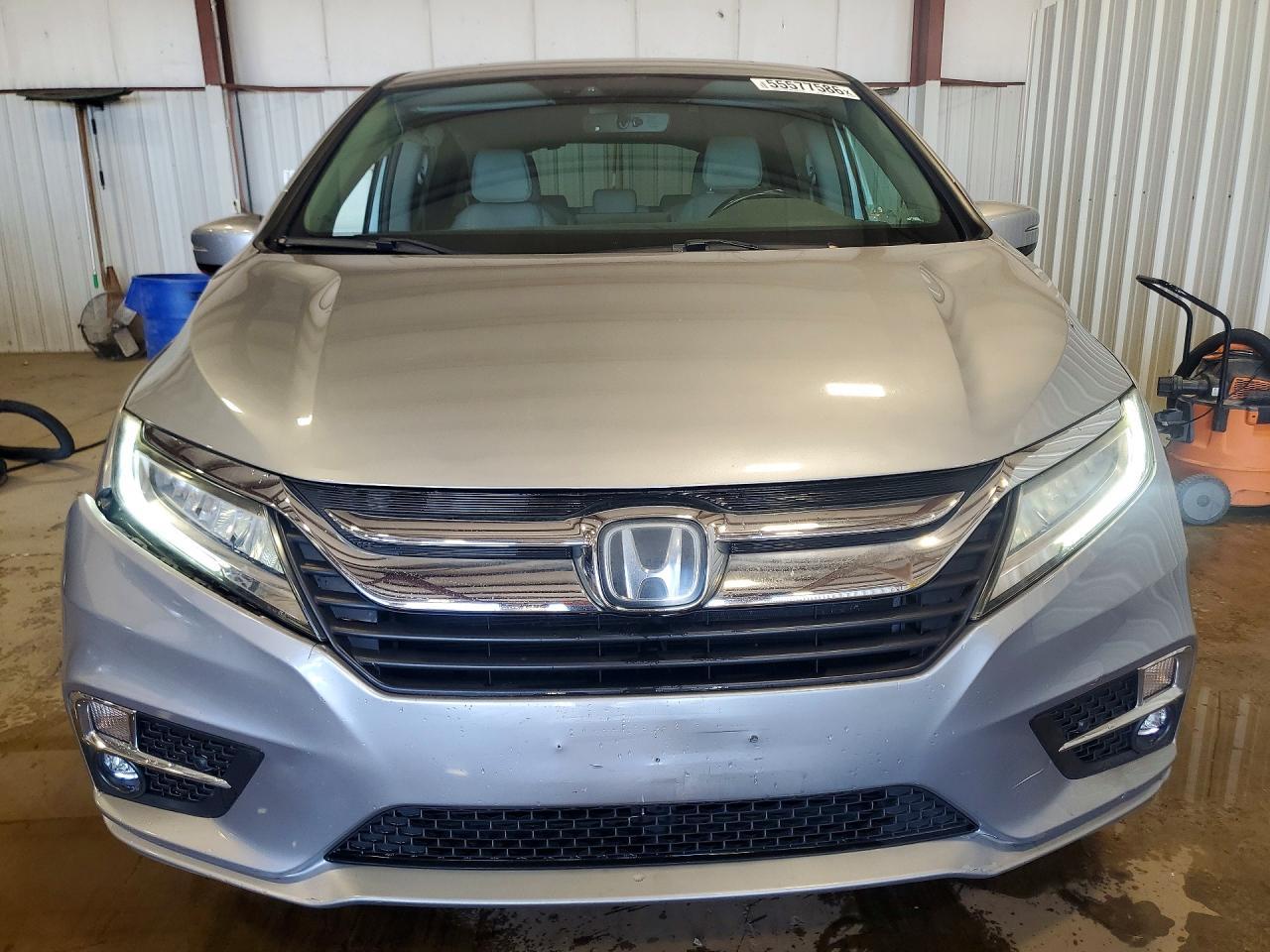 2018 Honda Odyssey Elite - Фото 5
