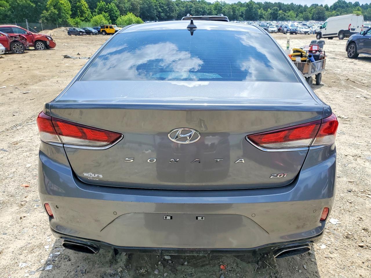 2018 Hyundai Sonata Limited 2.0T - Фото 6