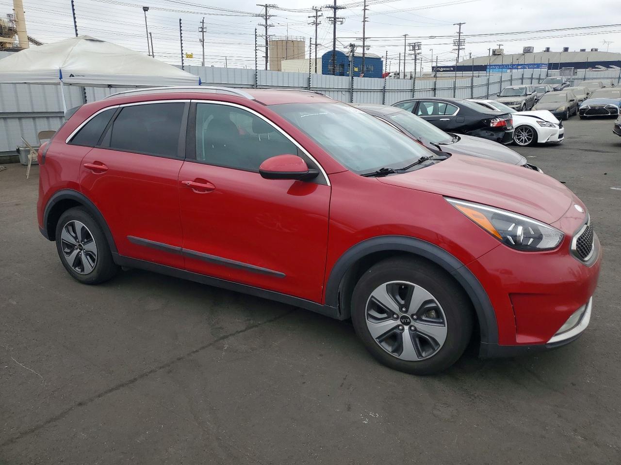 2017 Kia Niro Lx - Фото 4