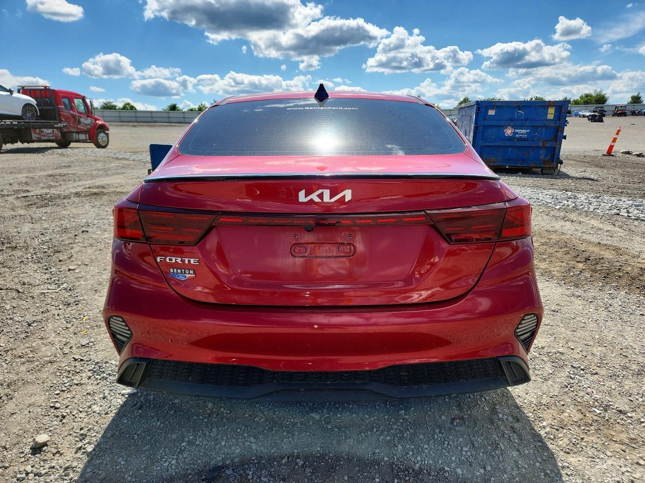 2024 Kia Forte Lxs - Image 6