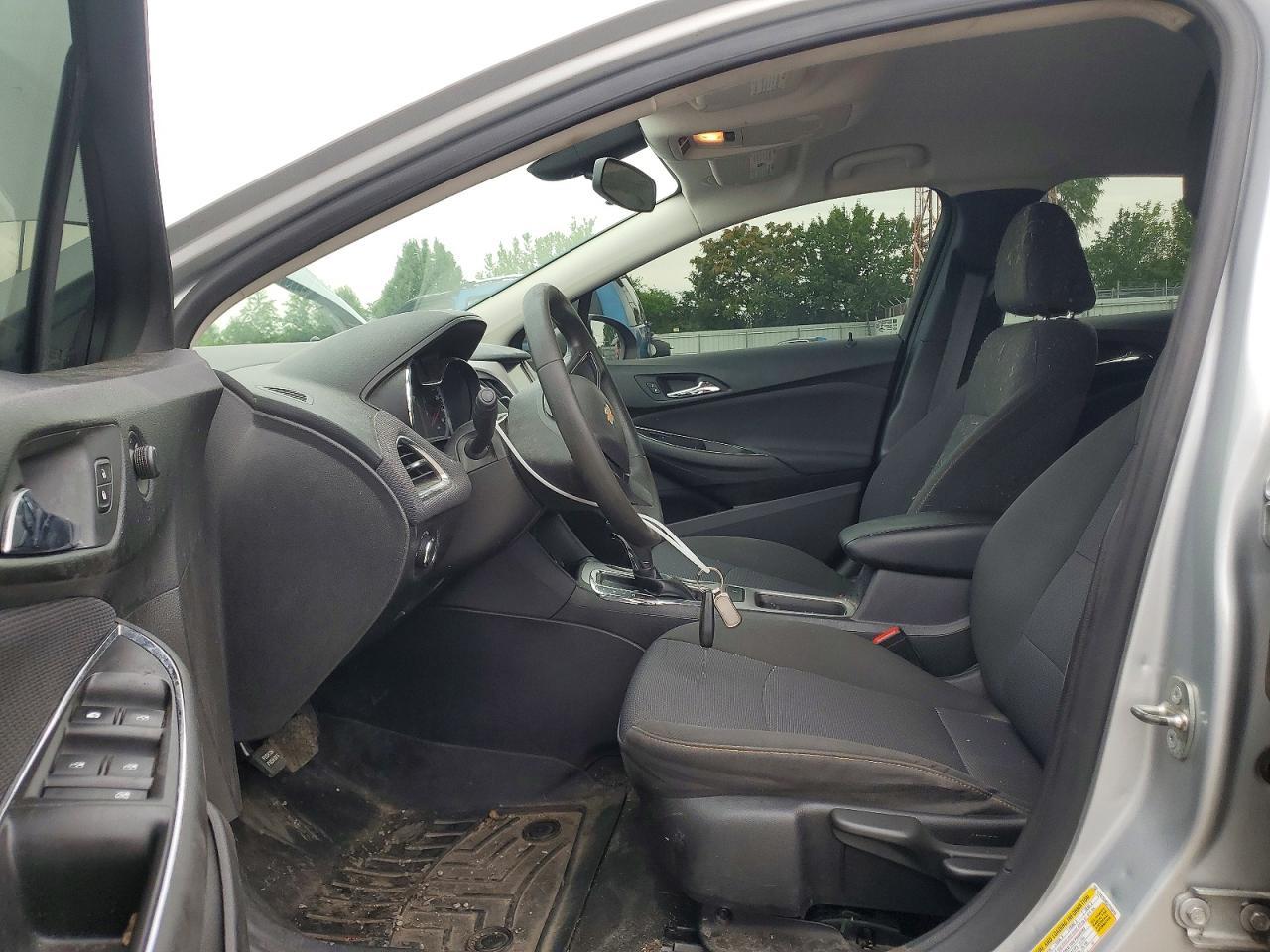 2018 Chevrolet Cruze Ls - Фото 7