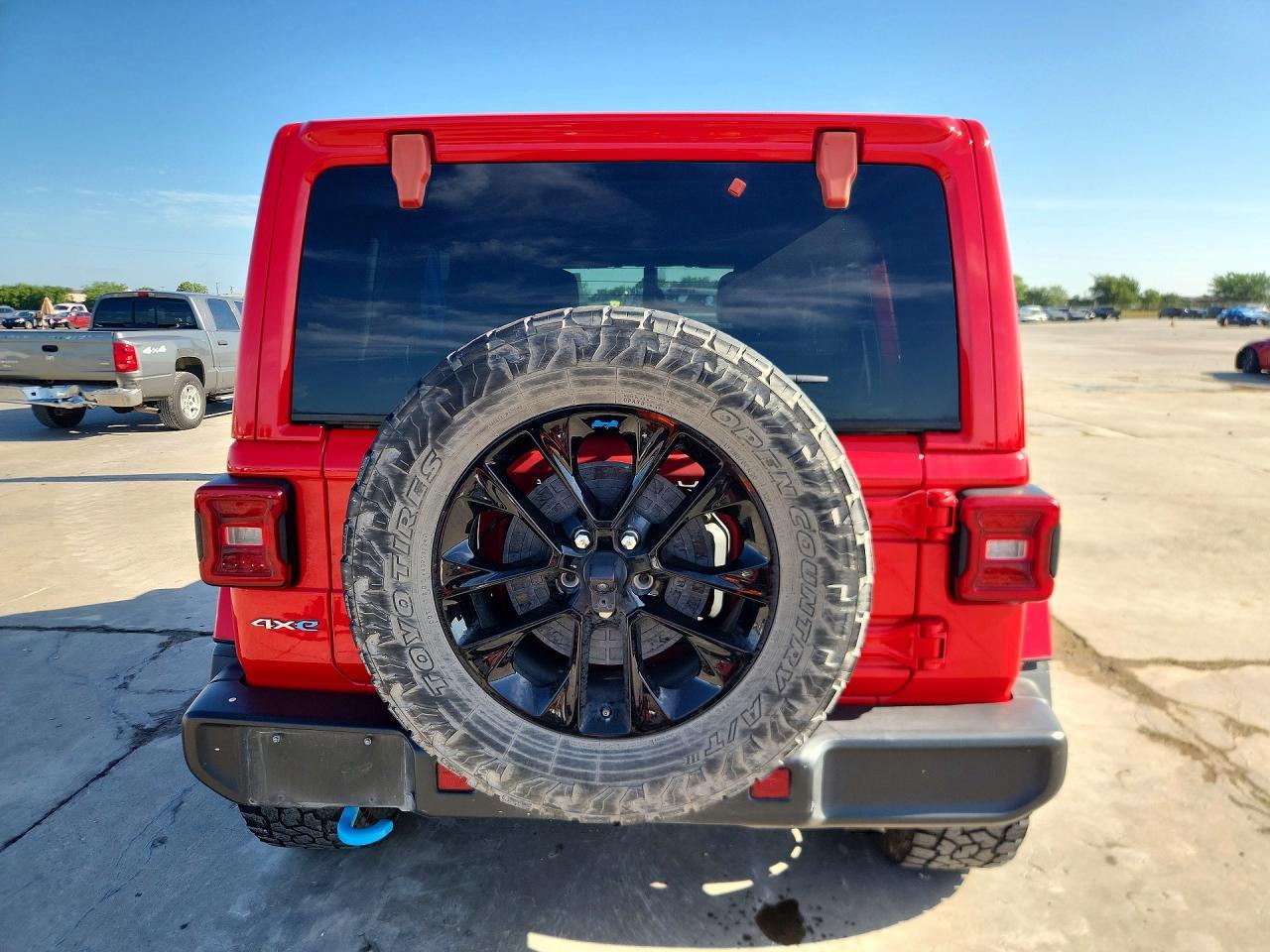 2022 Jeep Wrangler Unlimited Sahara 4Xe - Фото 6