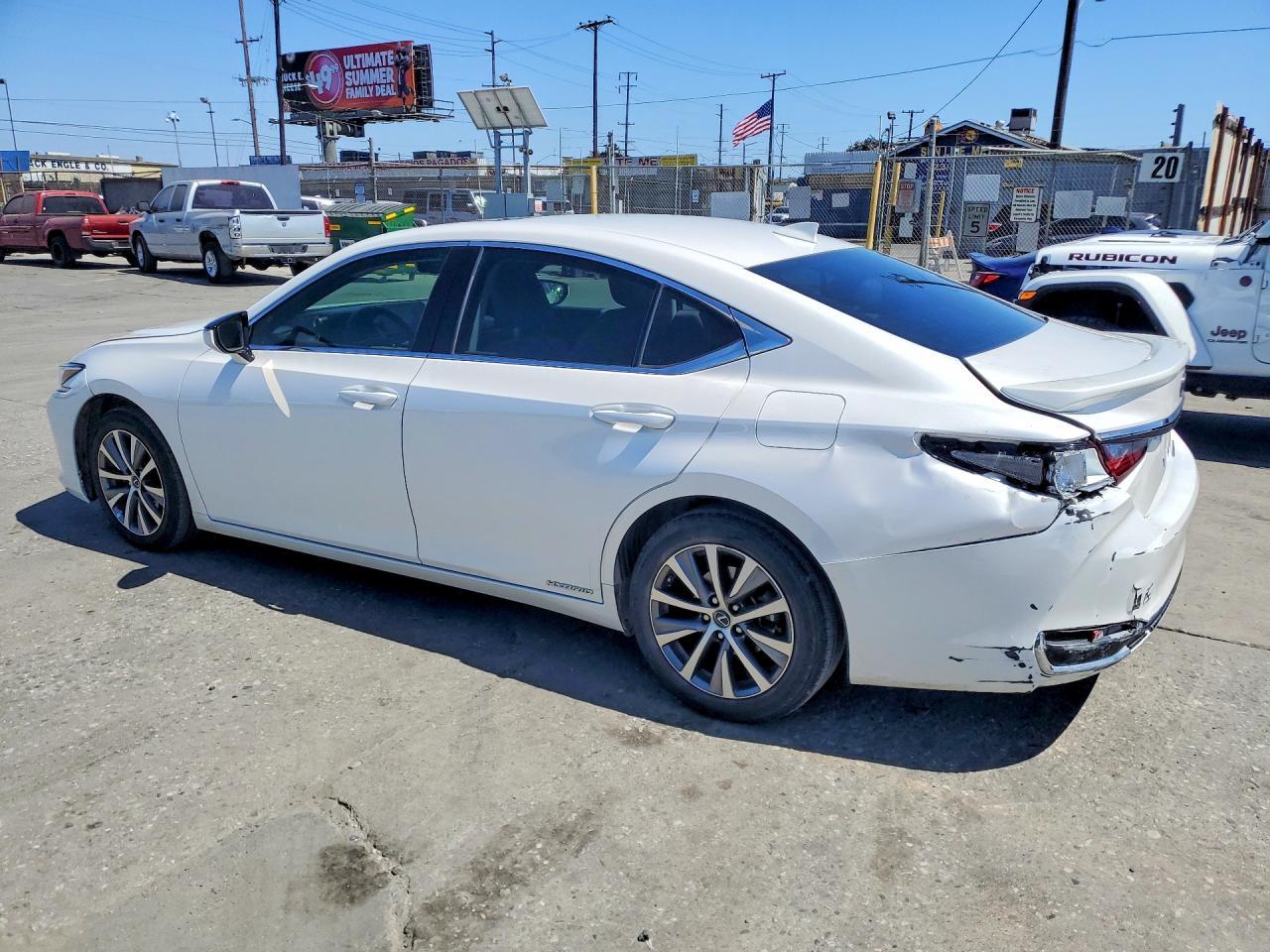 2021 Lexus Es 300H Base - Image 2