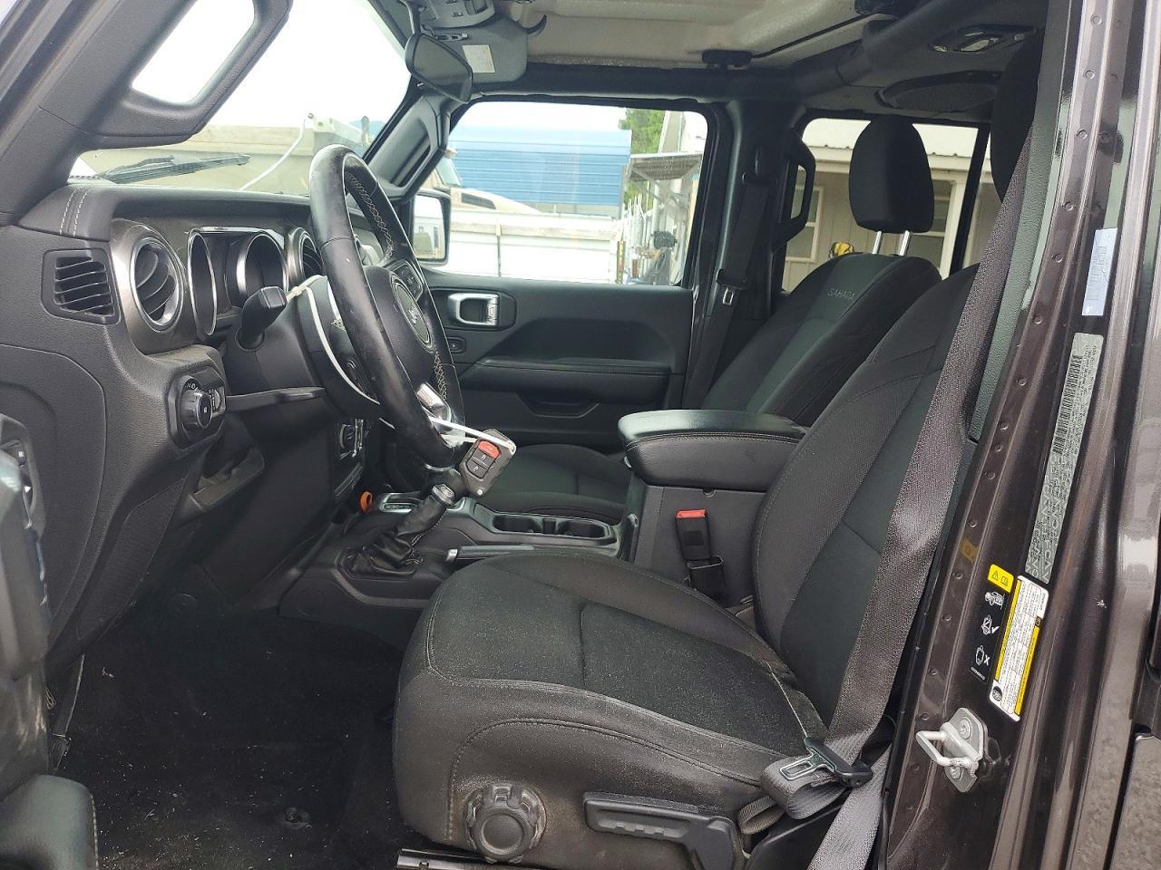 2020 Jeep Wrangler Unlimited Sahara - Image 7