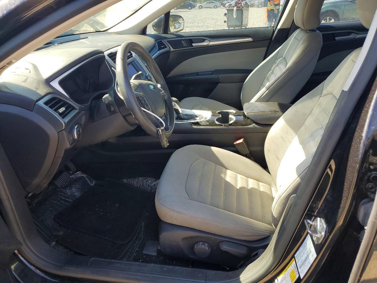 2015 Ford Fusion S - Фото 7