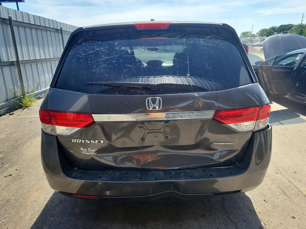 2016 Honda Odyssey Se - Image 6