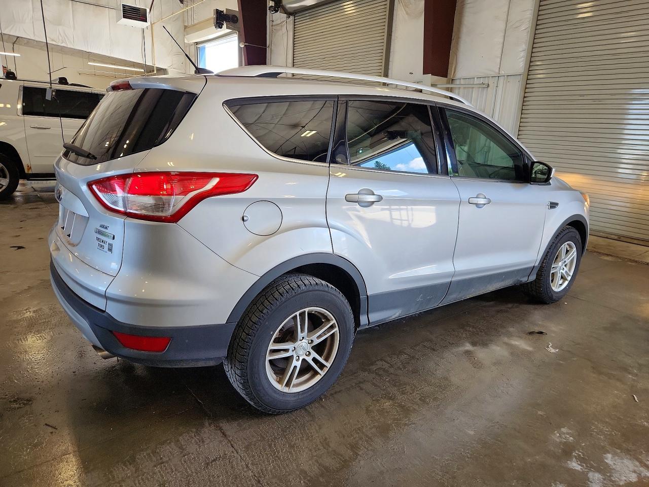 2014 Ford Escape Se - Image 3