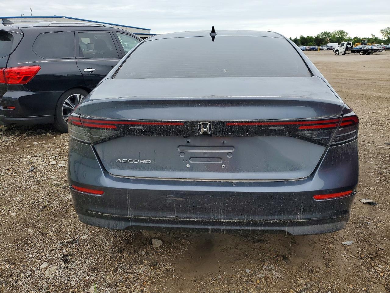 2025 Honda Accord Lx - Image 6