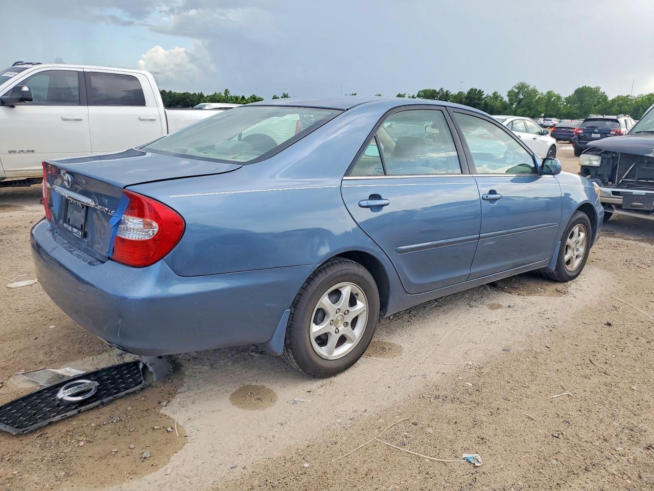 2004 Toyota Camray - Фото 3