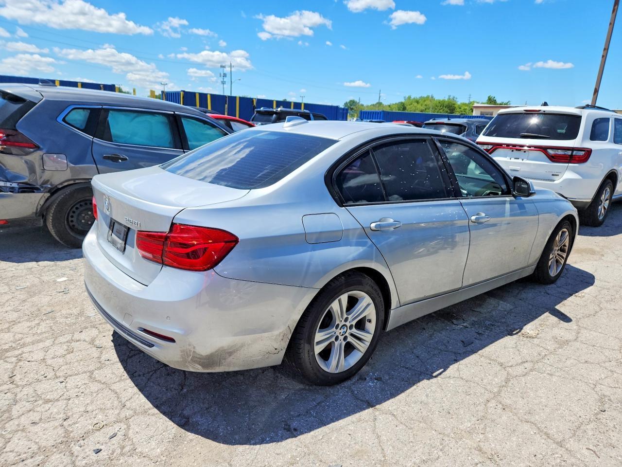 2016 BMW 328 I Sulev - Фото 3