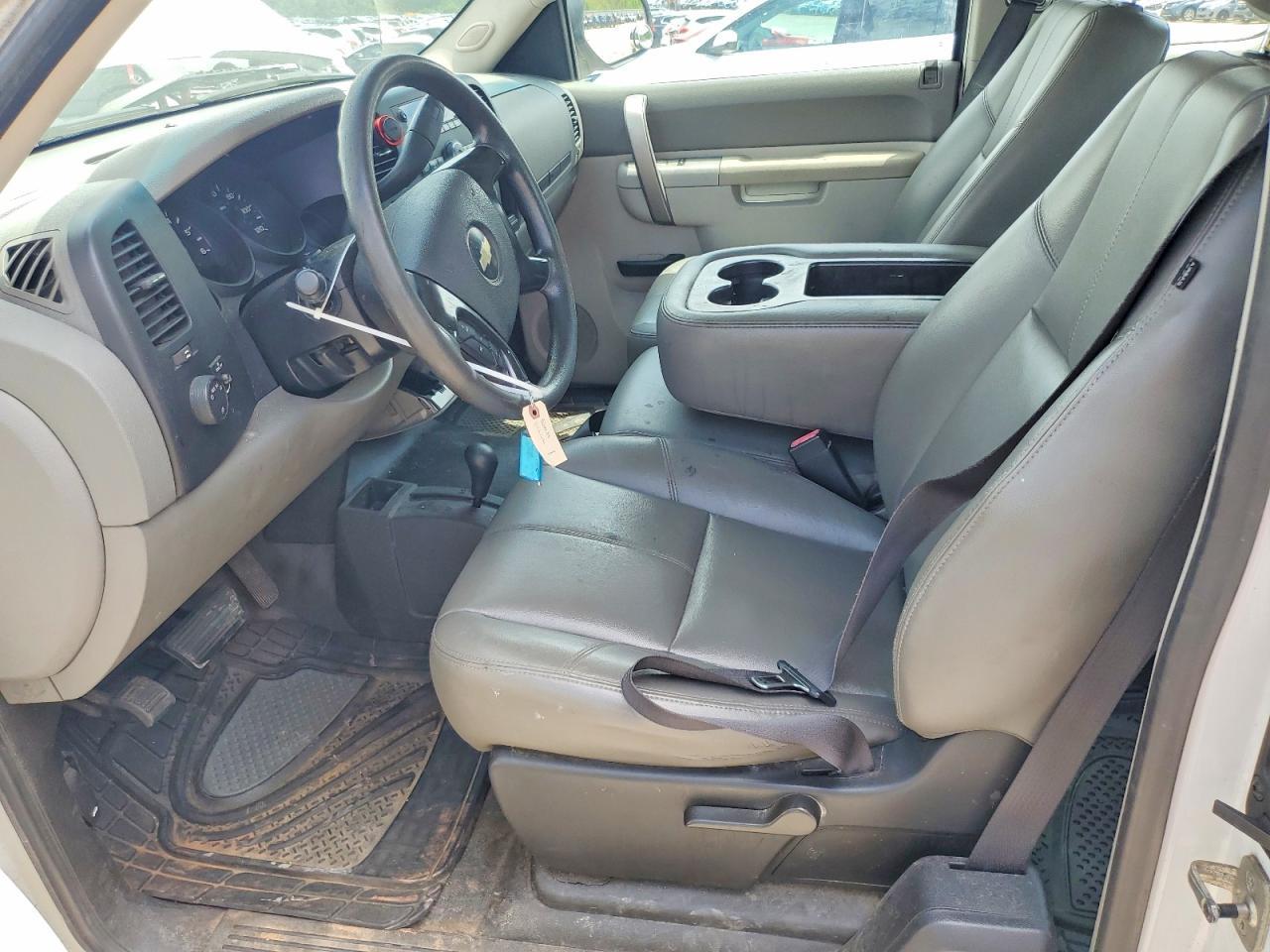 2010 Chevrolet Silverado K1500 - Image 7