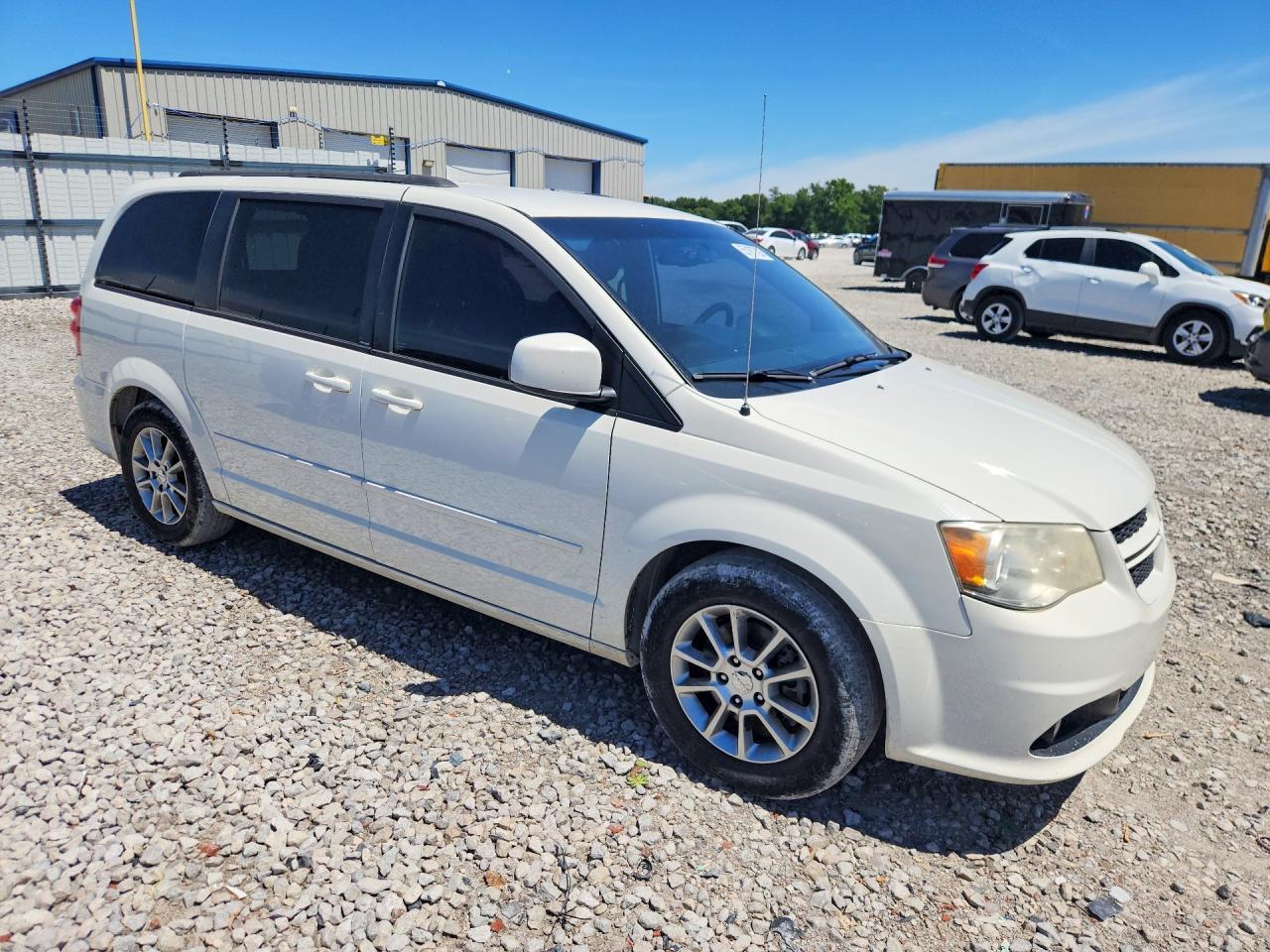 2013 Dodge Grand Caravan R - Image 4