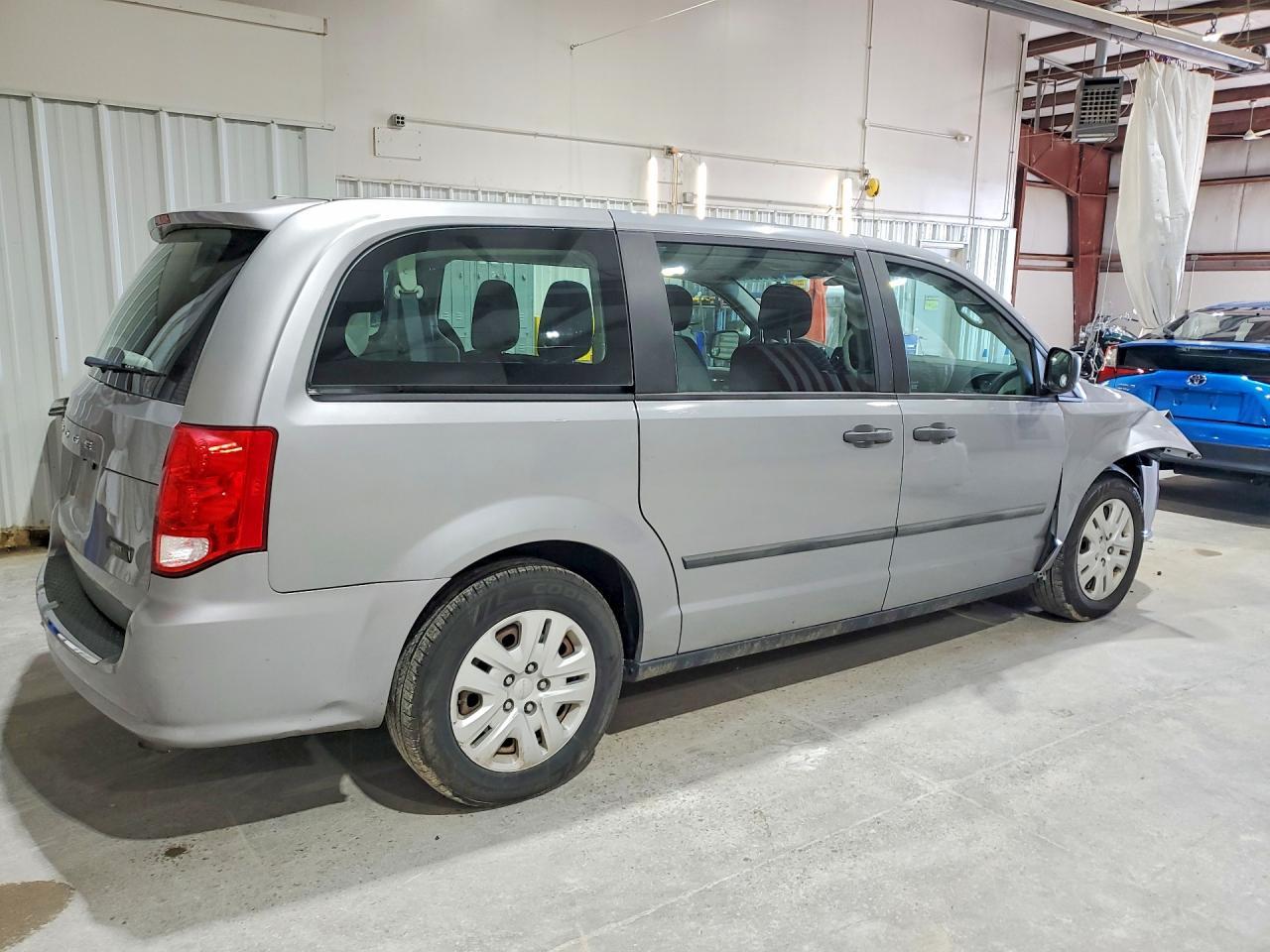 2014 Dodge Grand Caravan Se - Image 3