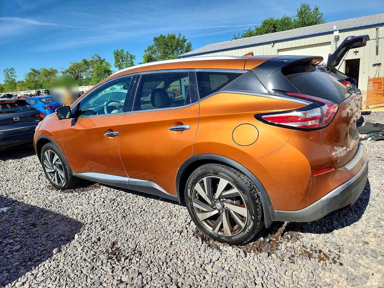2015 Nissan Murano Platinum - Image 2