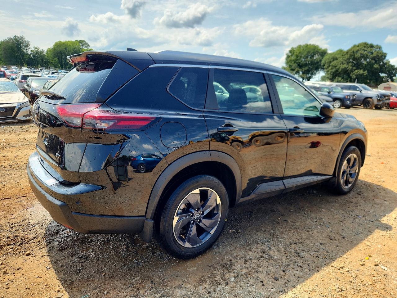 2024 Nissan Rogue Sv - Фото 3