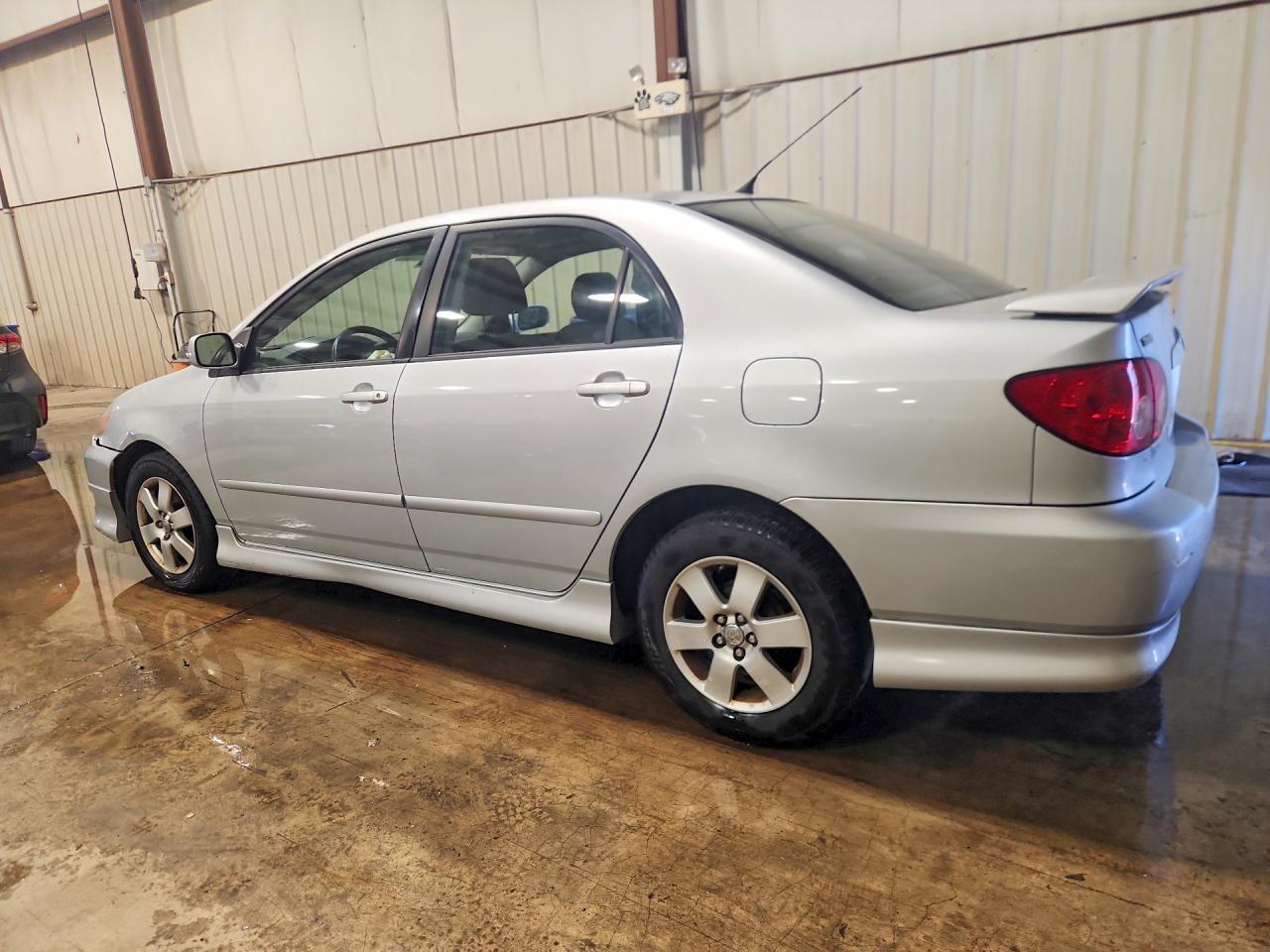 2008 Toyota Corolla S - Фото 2