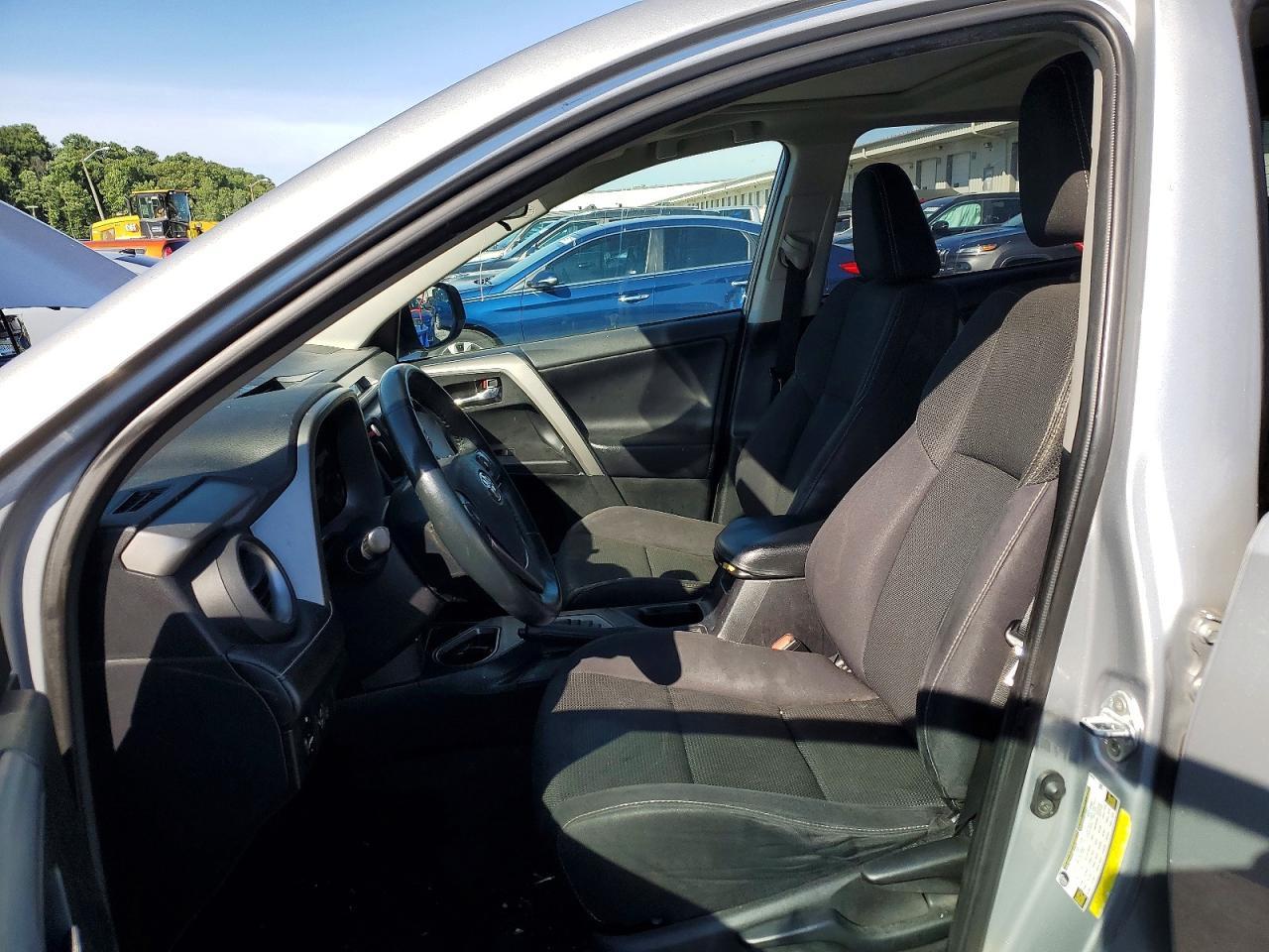 2018 Toyota Rav4 Xle - Фото 7