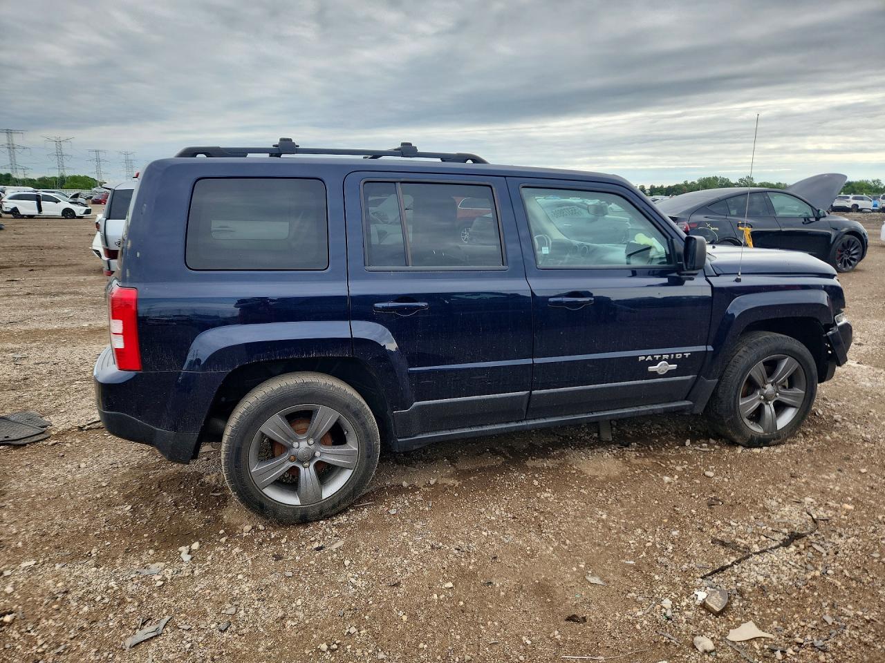 2013 Jeep Patriot Latitude - Image 3