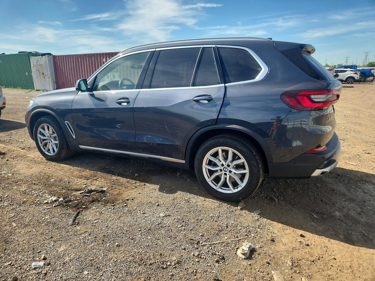 2022 BMW X5 xDrive40I - Фото 2