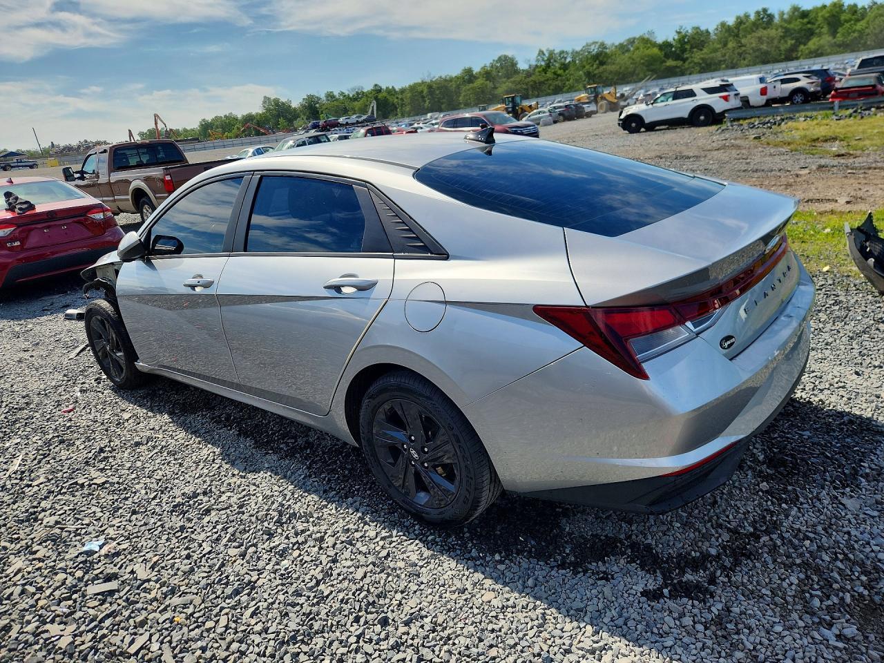 2022 Hyundai Elantra Sel - Image 2