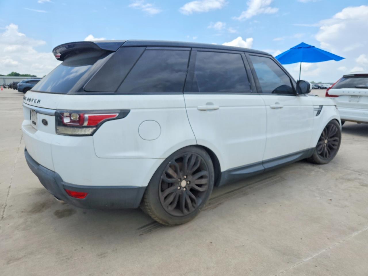 2014 Land Rover Range Rover Sport Hse - Image 3