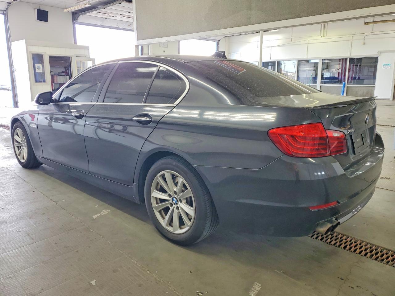 2014 BMW 528 Xi - Фото 2