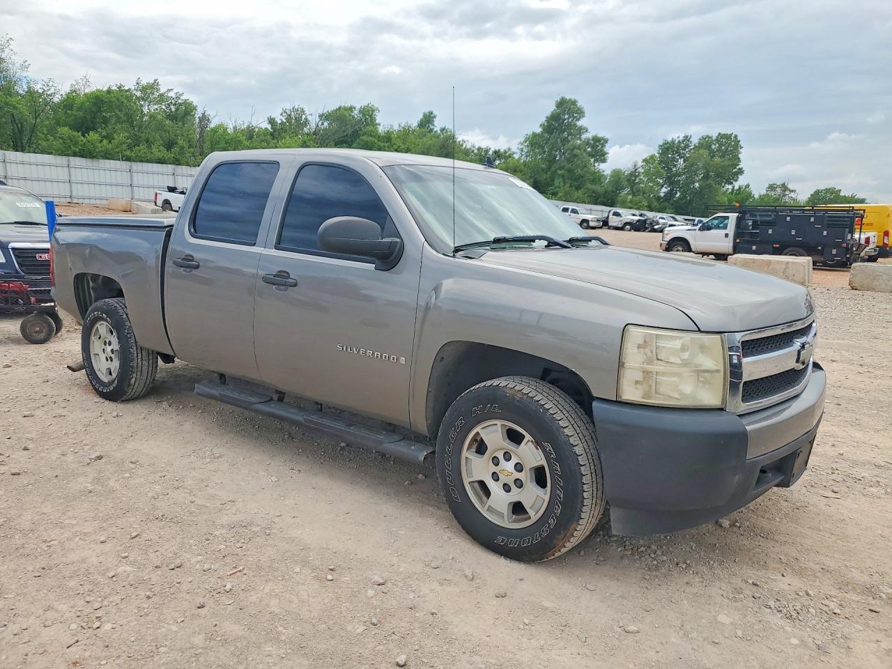 2007 Chevrolet Silverado C1500 Crew Cab - Фото 4