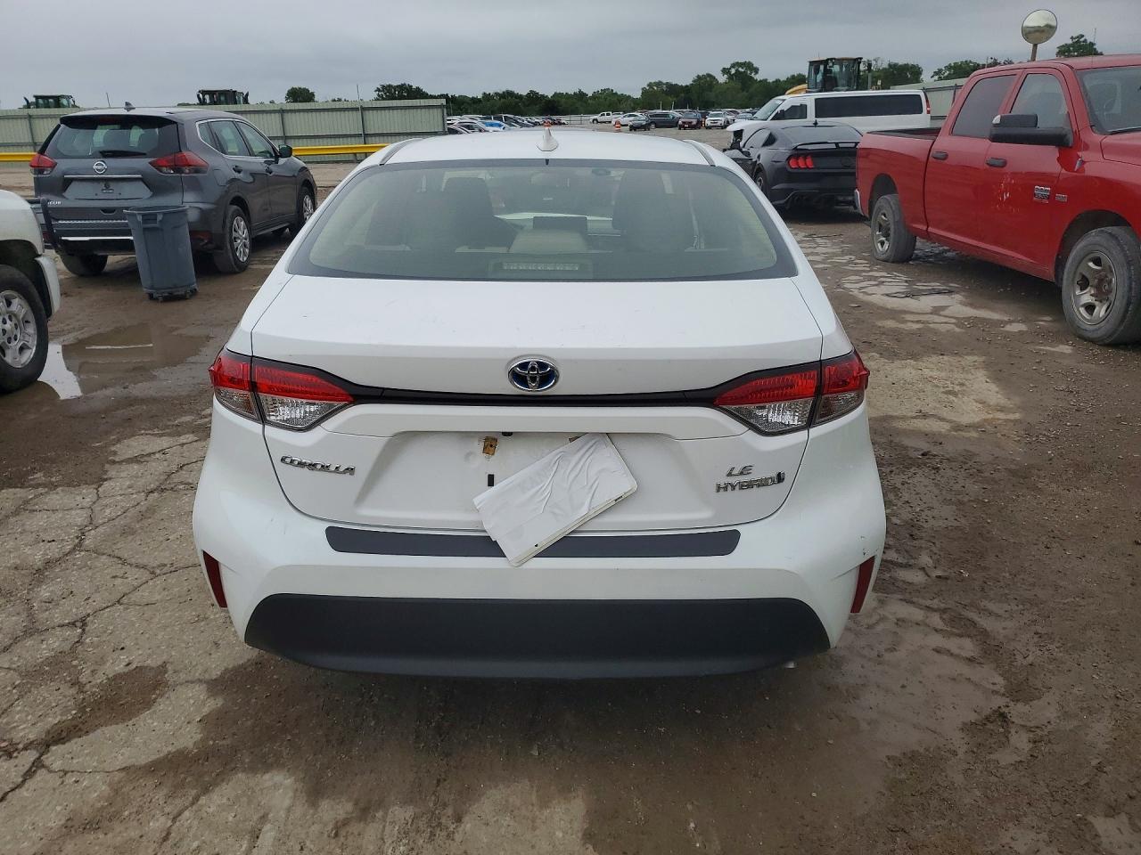 2024 Toyota Corolla Hybrid Le - Фото 6