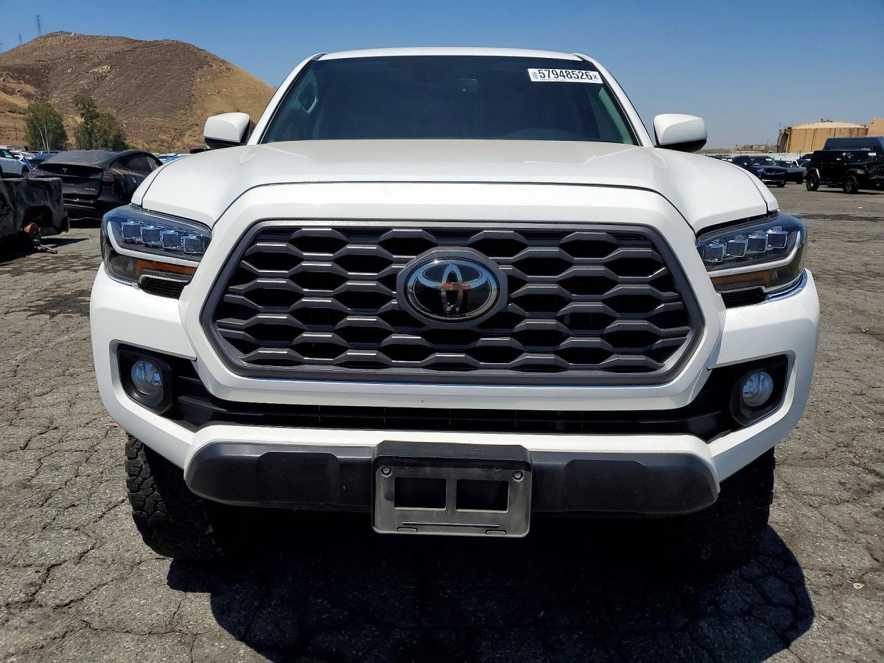 2022 Toyota Tacoma - Фото 5
