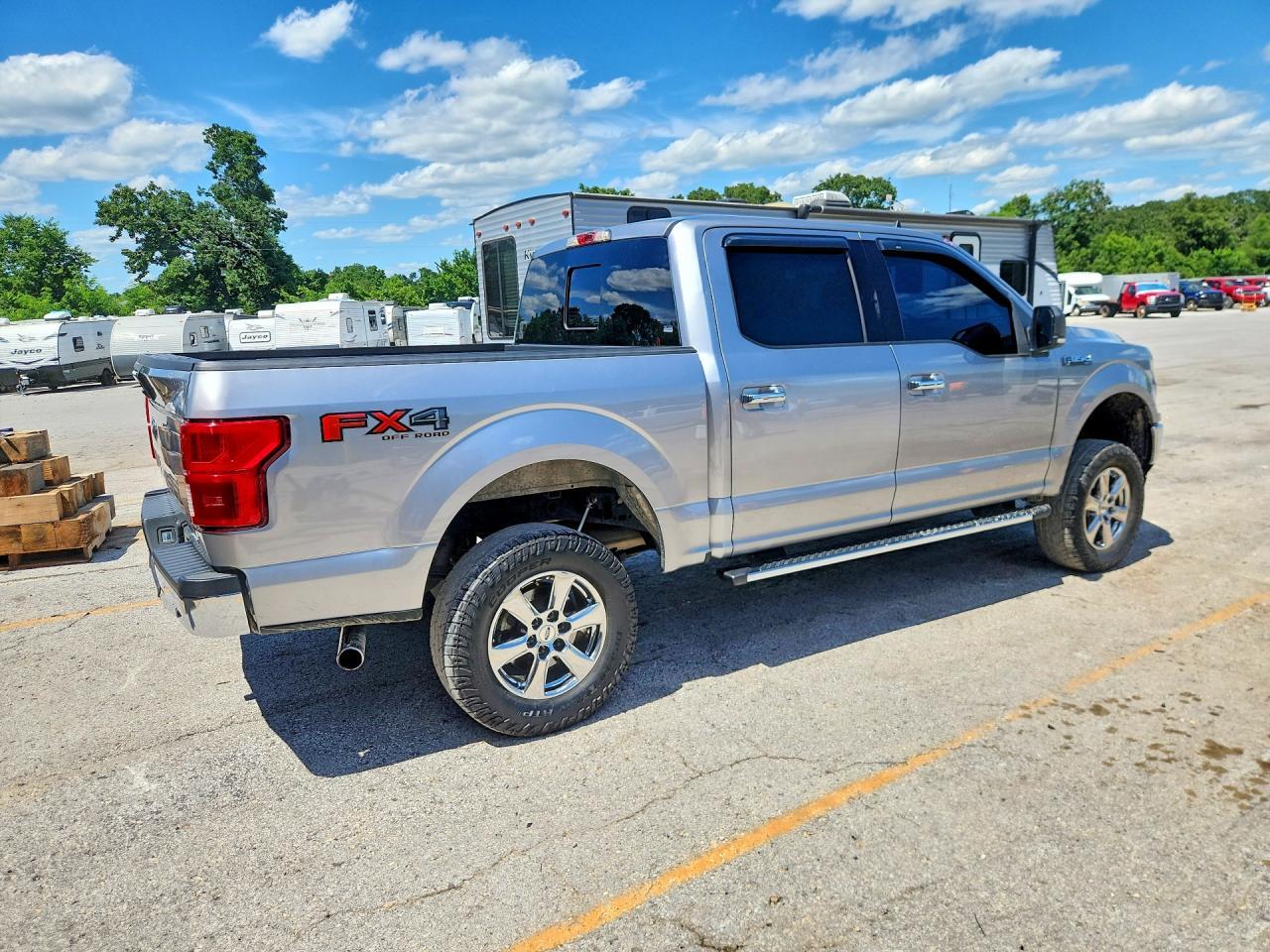 2020 Ford F150 Supercrew - Фото 3