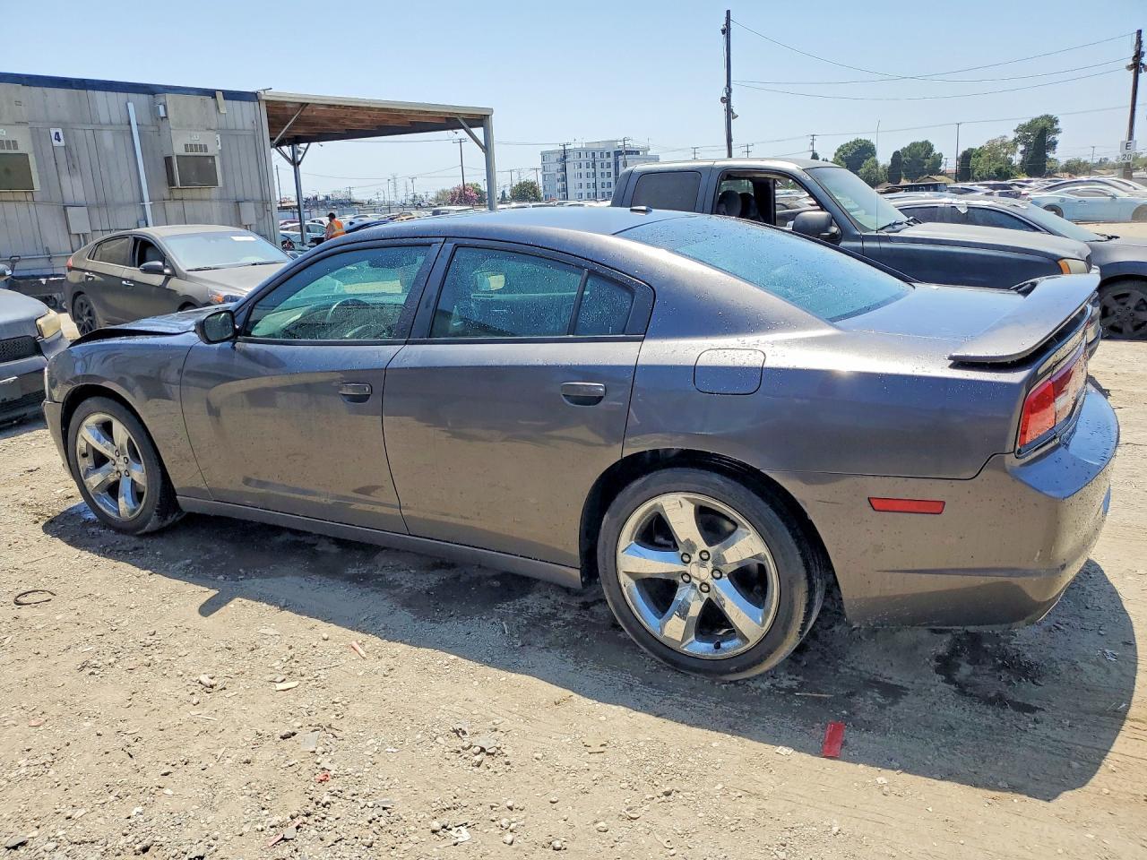 2013 Dodge Charger Sxt - Image 2