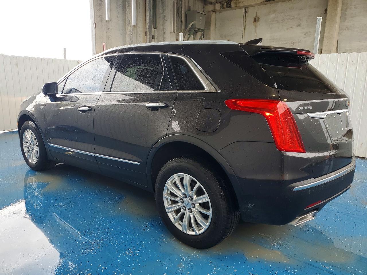 2017 Cadillac Xt5 - Фото 2