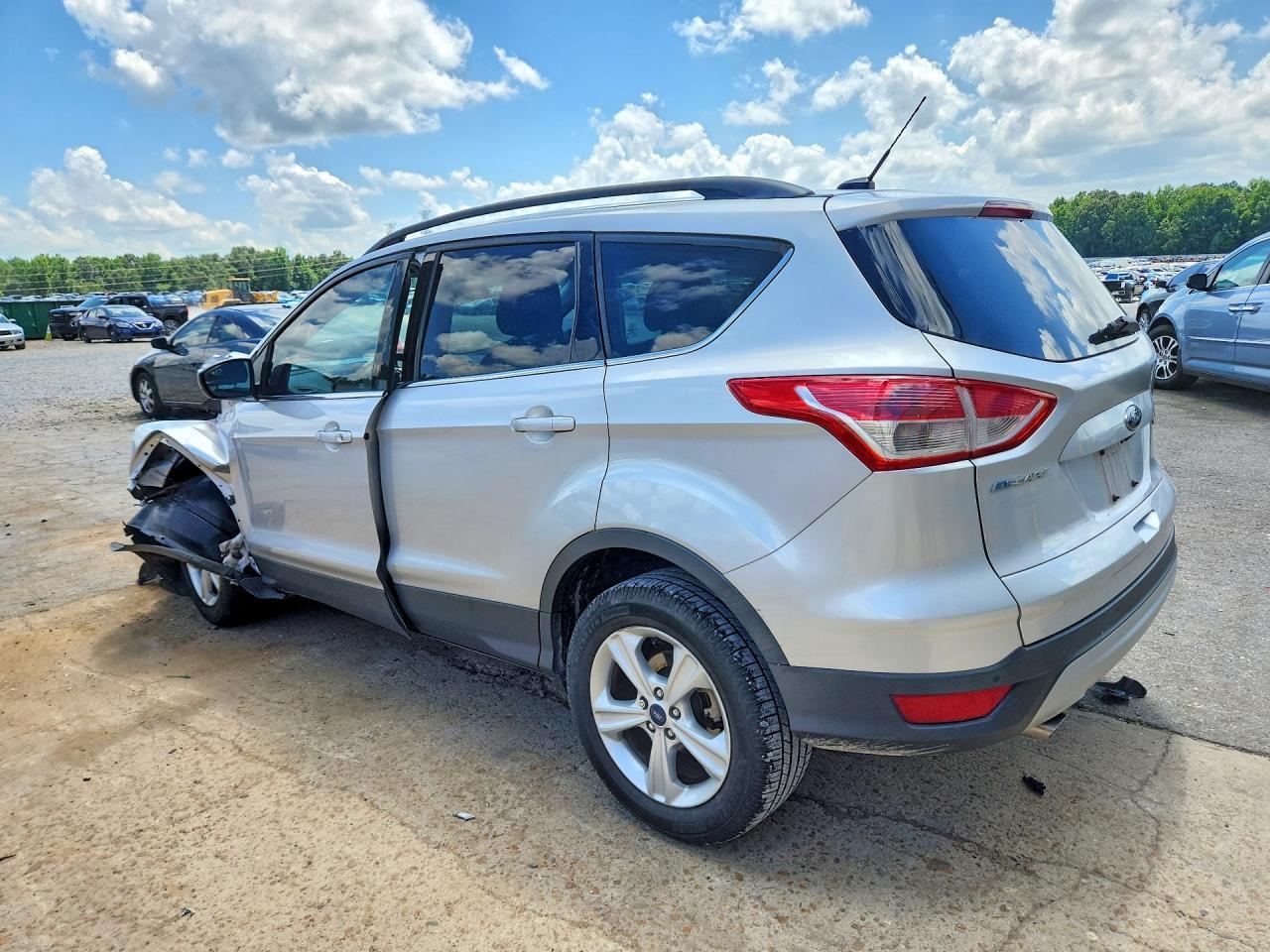 2015 Ford Escape Se - Image 2