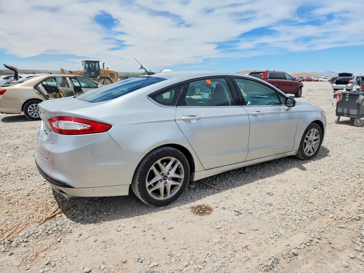 2016 Ford Fusion Se - Фото 3