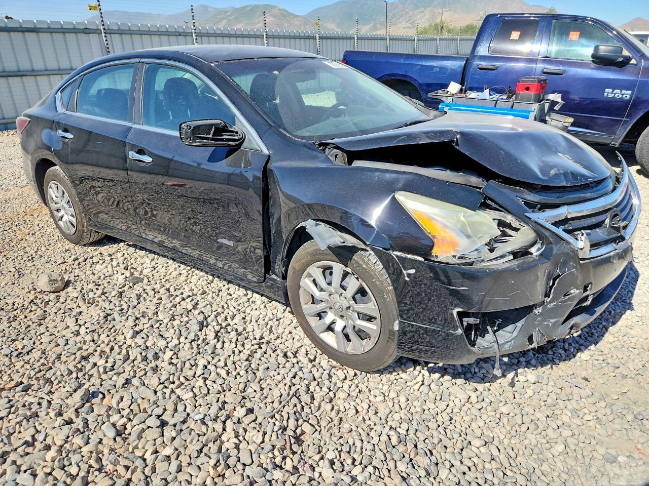 2015 Nissan Altima 2.5 S - Фото 4