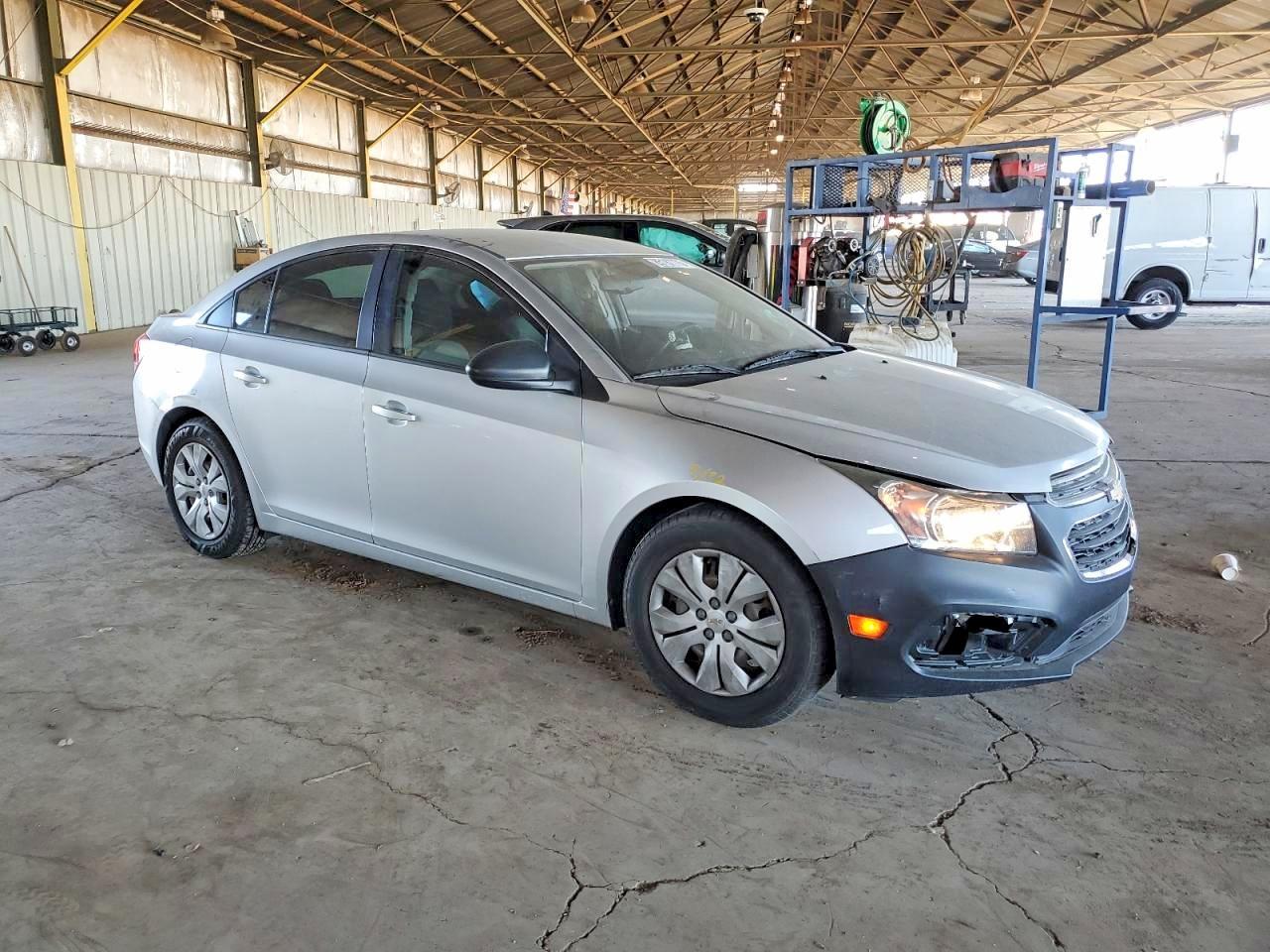 2015 Chevrolet Cruze Ls - Фото 4