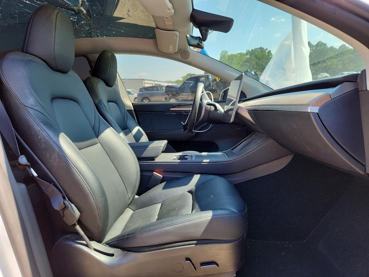 2023 Tesla Model Y - Фото 7