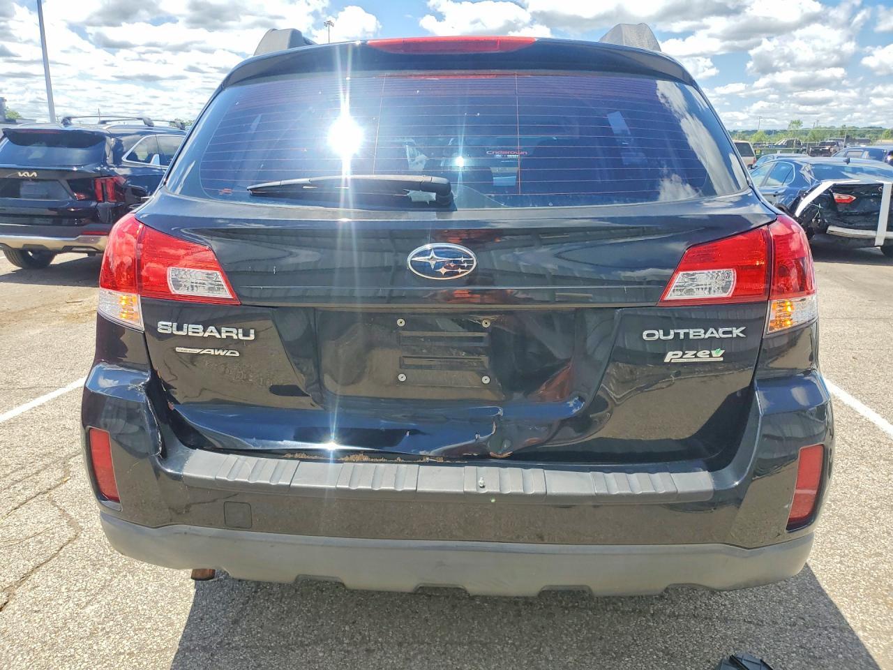 2012 Subaru Outback 2.5I - Фото 6