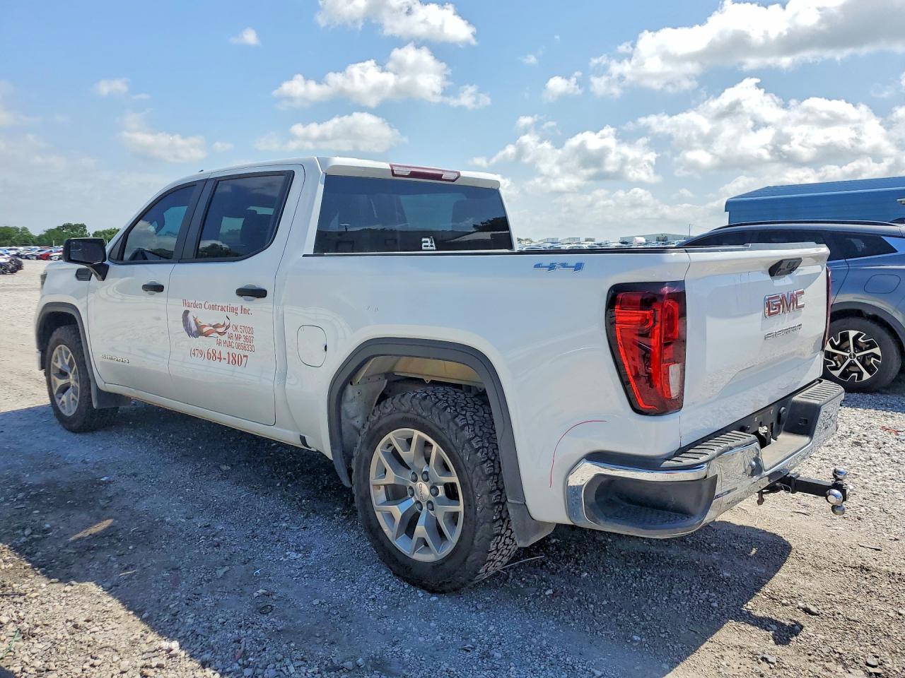 2024 GMC Sierra K1500 - Image 2