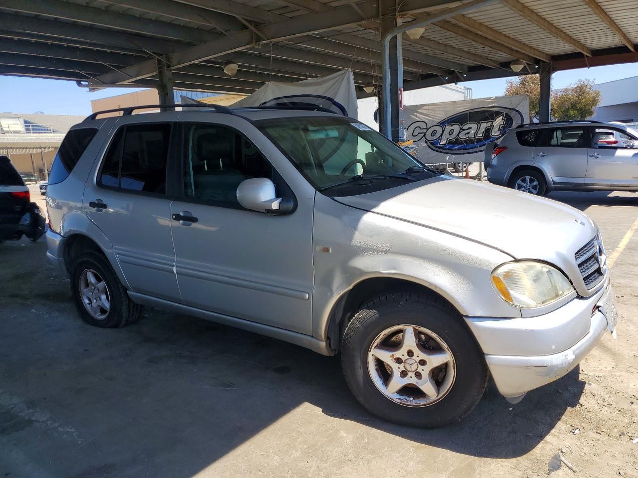 2000 Mercedes-Benz Ml 320 - Фото 4