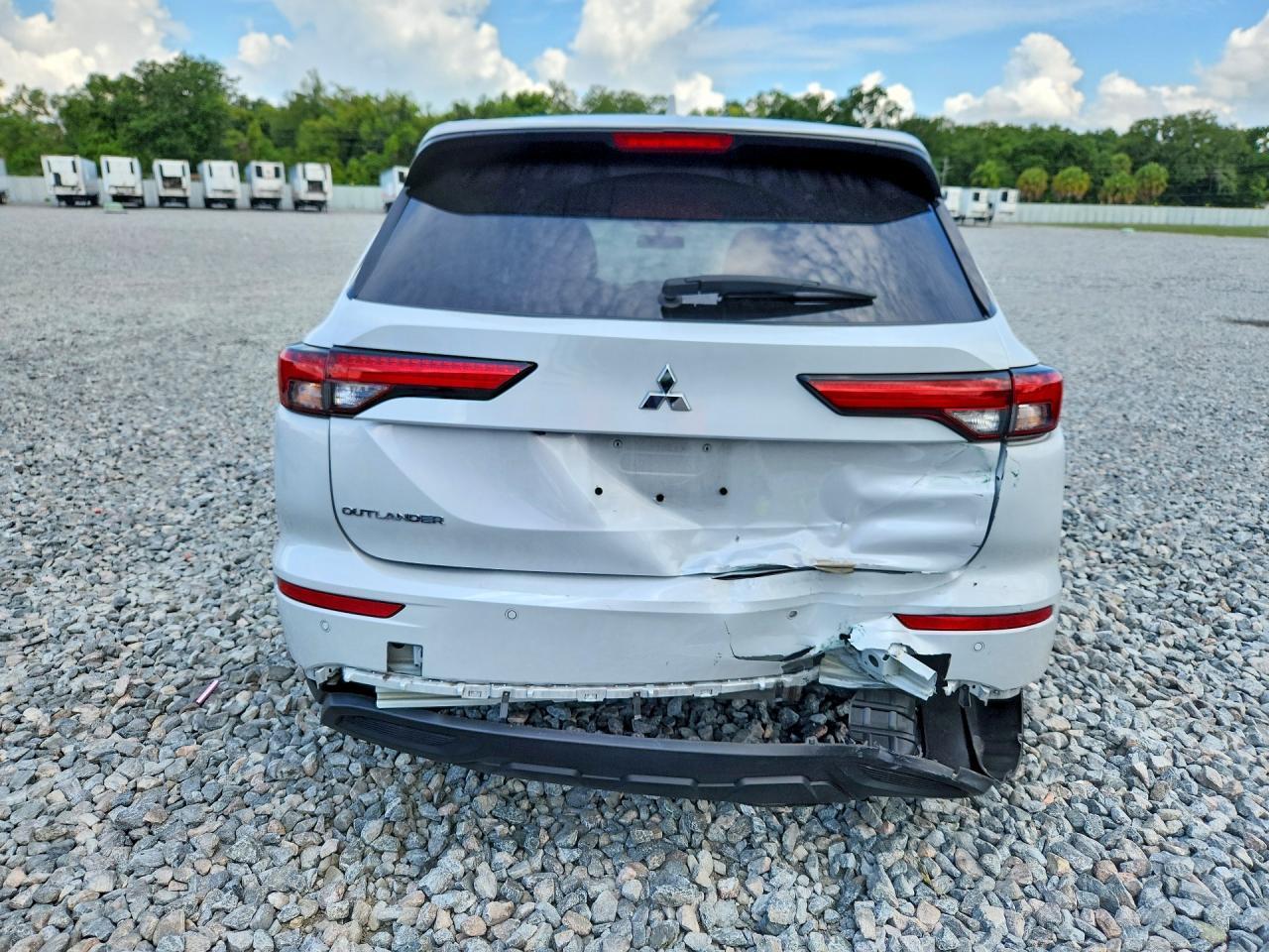 2024 Mitsubishi Outlander Es - Фото 6